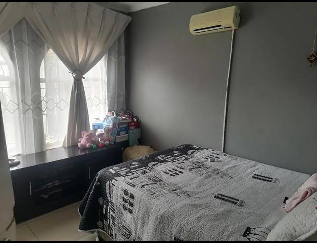 3 BEDROOM HOUSE FOR SALE IN ZAKARIYYA PARK